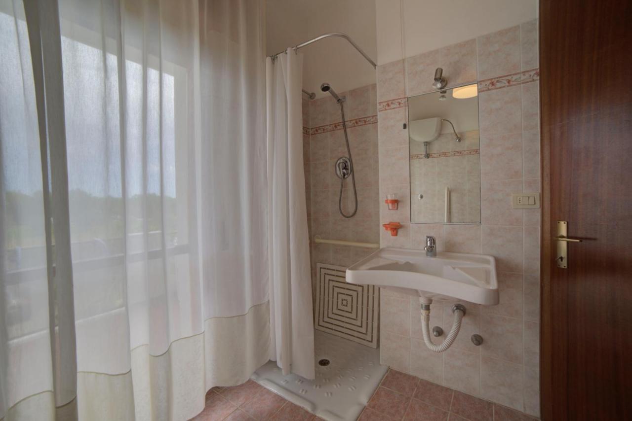 Hotel Sporting Vasto Esterno foto
